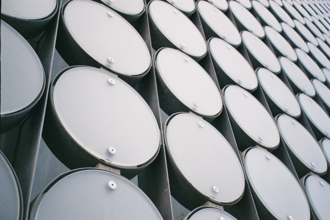 Торговля оптовая твёрдым, жидким и газообразным топливом и подобными продуктами